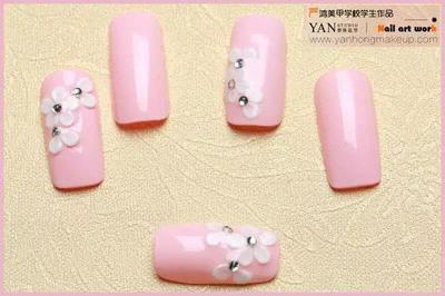 【昆明五華區(qū)哪有學化妝課的_學化妝首選學校是哪家_嚴鴻化妝學校】價格,廠家,職業(yè)培訓-搜了網